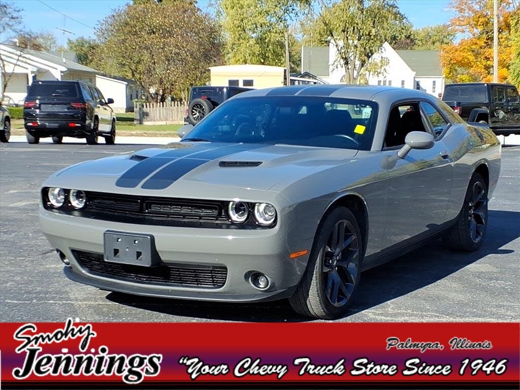 2023 Dodge Challenger SXT RWD