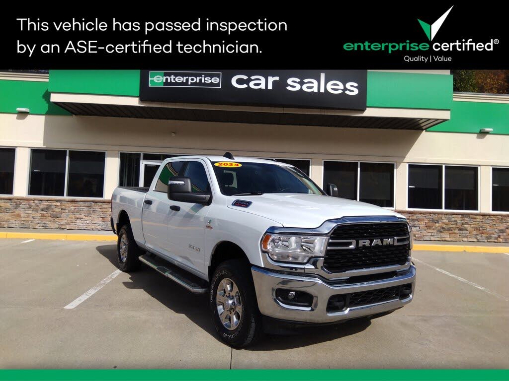 2024 RAM 2500 Big Horn Crew Cab 4WD