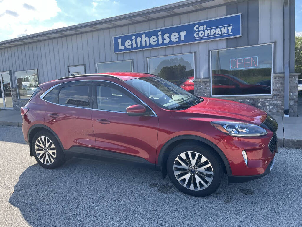 2020 Ford Escape Hybrid Titanium AWD