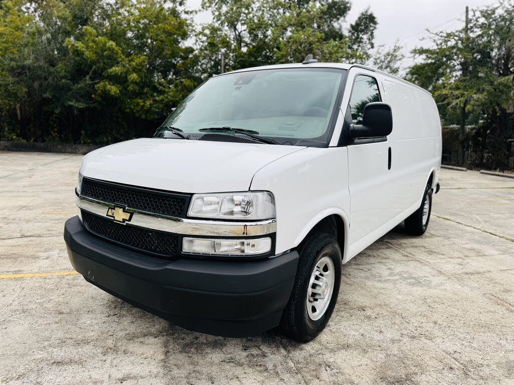2024 Chevrolet Express Cargo 2500 RWD