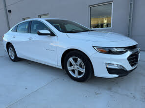 Chevrolet Malibu LT with 1LT FWD