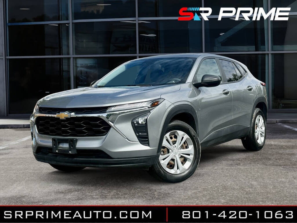 2024 Chevrolet Trax LS FWD