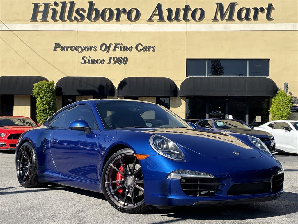 2013 Porsche 911 Carrera S Coupe RWD