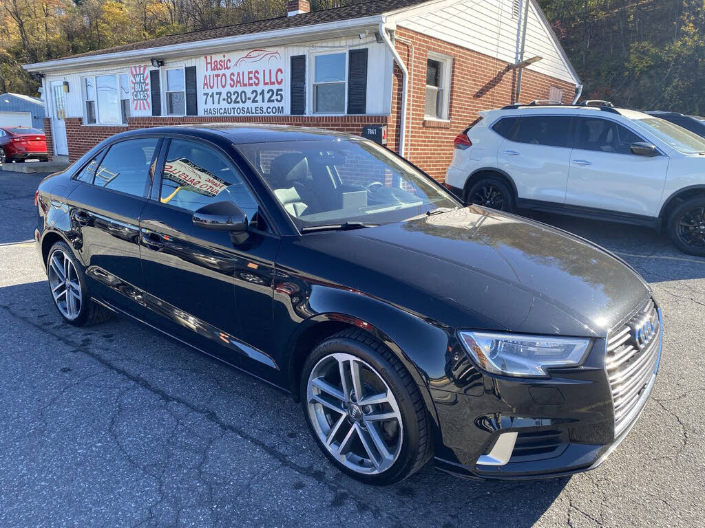 2017 Audi A3 2.0T quattro Premium Sedan AWD