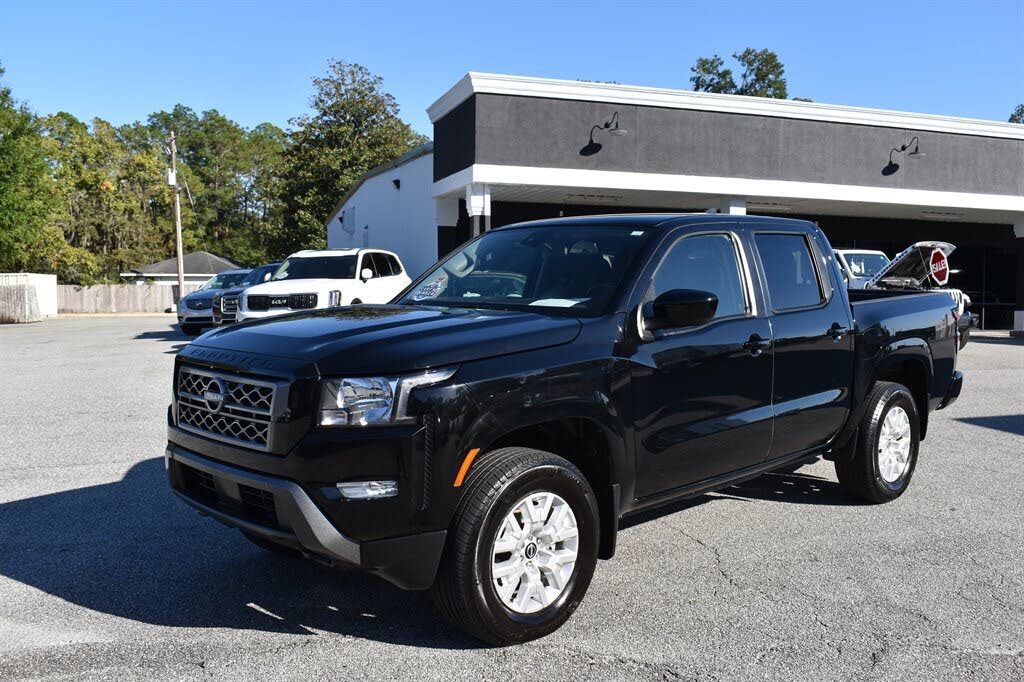 2024 Nissan Frontier SV Crew Cab 4WD