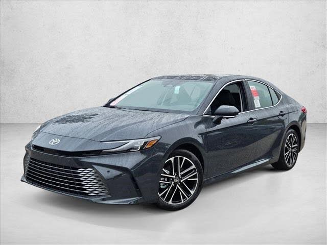 2026 Toyota Camry XLE FWD