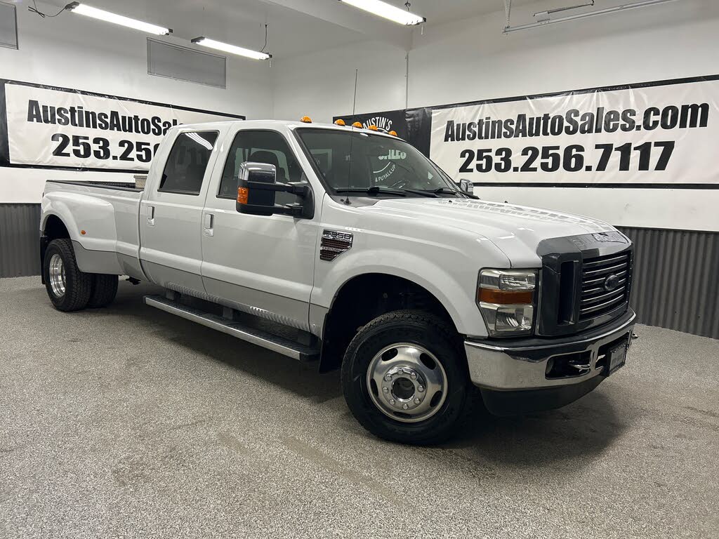 2010 Ford F-350 Super Duty Lariat Crew Cab LB DRW 4WD