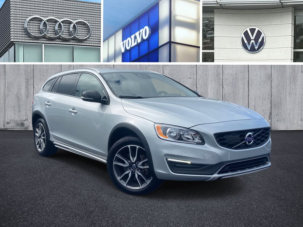 2017 Volvo V60 Cross Country T5 Premier AWD