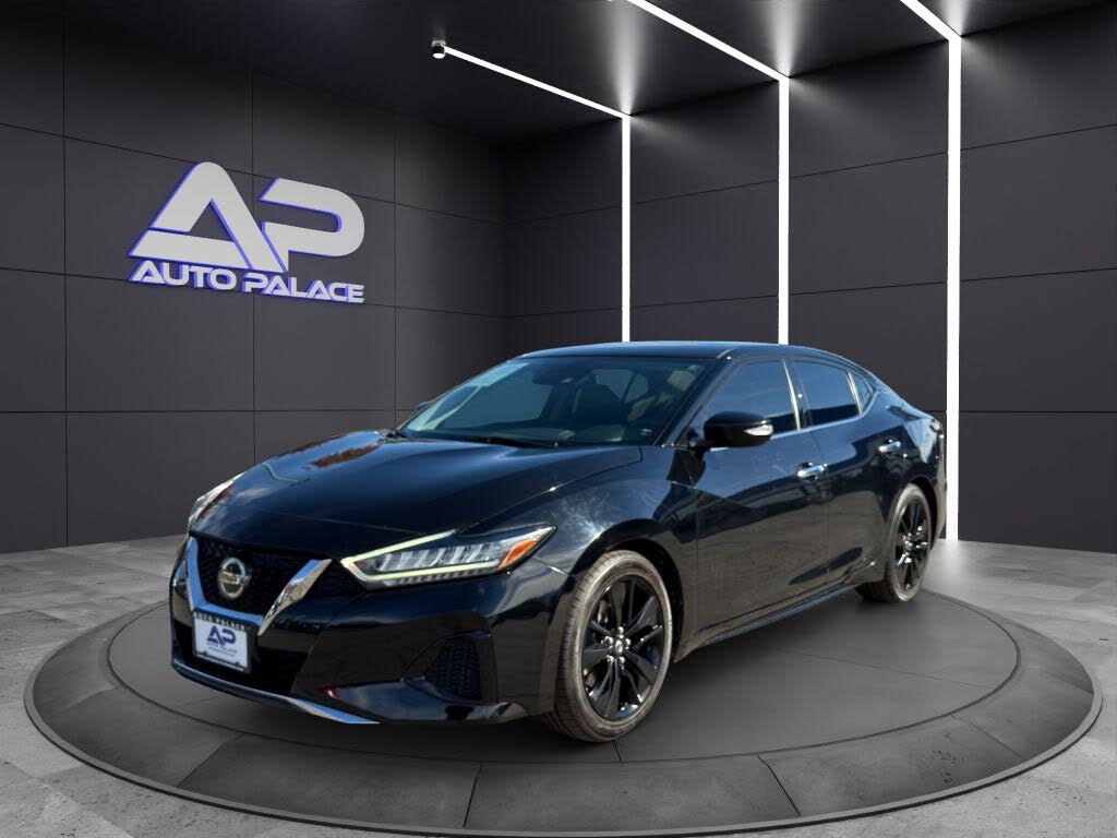 2022 Nissan Maxima SV FWD