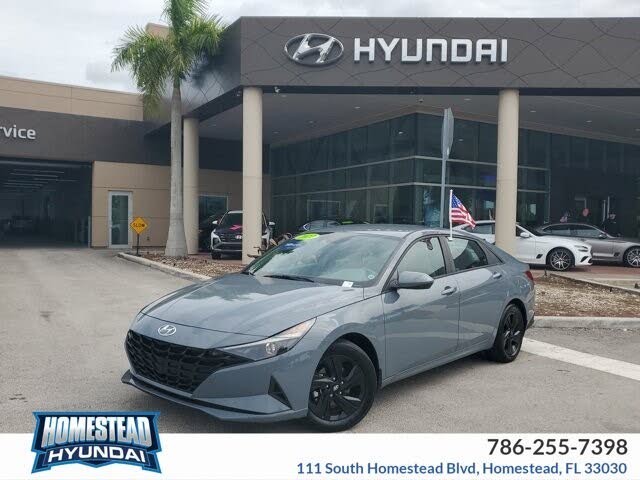 2023 Hyundai Elantra SEL FWD