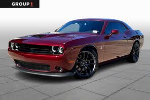 Dodge Challenger R/T Scat Pack RWD