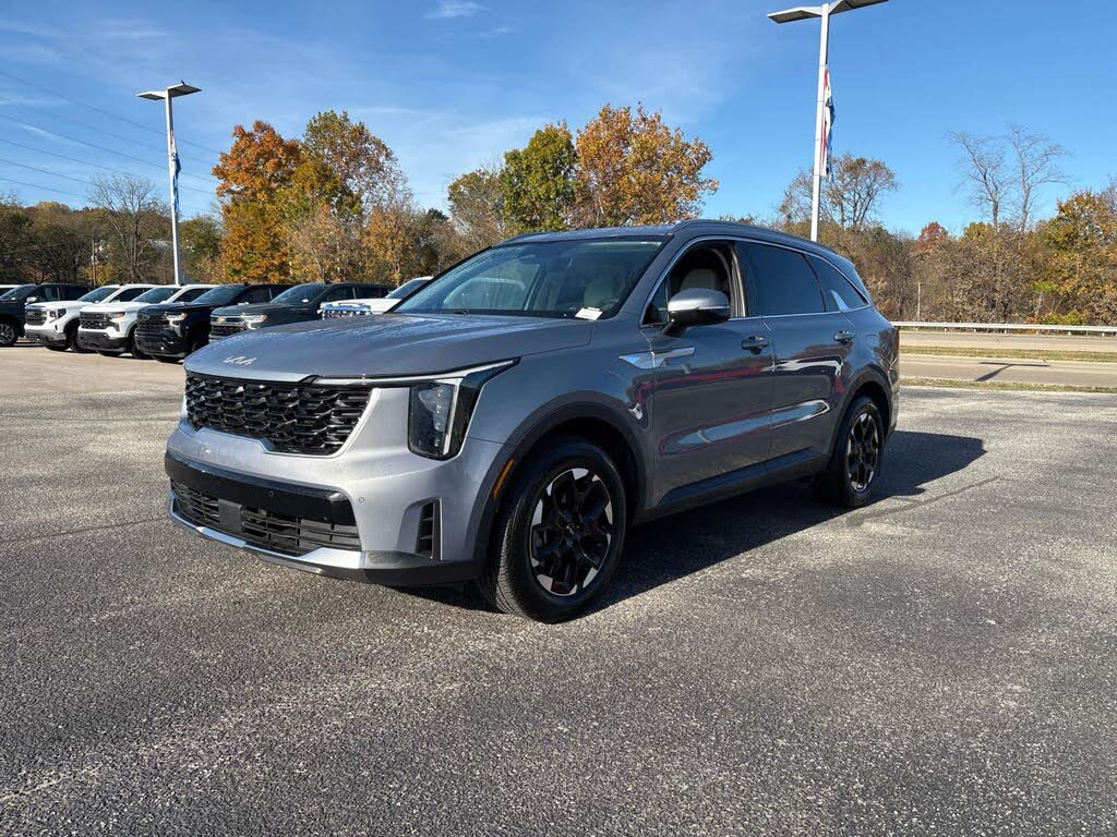 2025 Kia Sorento S FWD