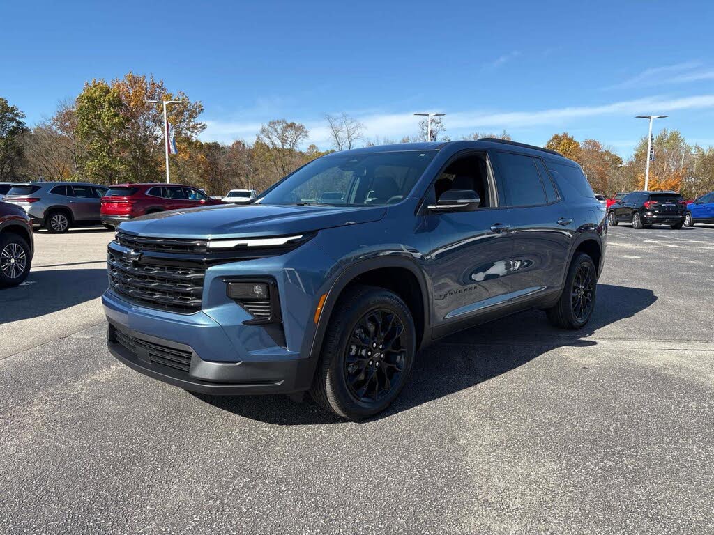 2026 Chevrolet Traverse LT FWD