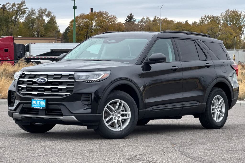 2026 Ford Explorer Active AWD