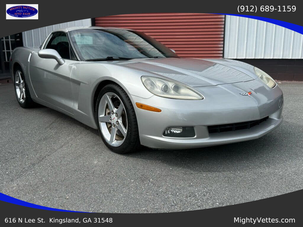 2005 Chevrolet Corvette Coupe RWD