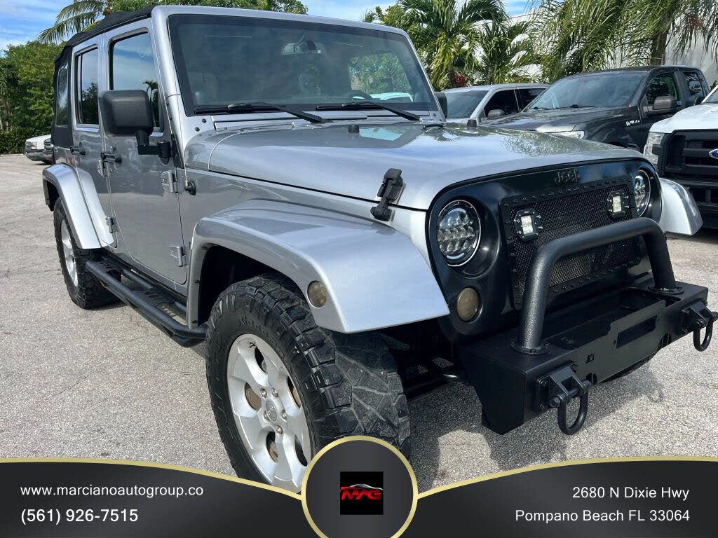 2013 Jeep Wrangler Unlimited Sahara 4WD