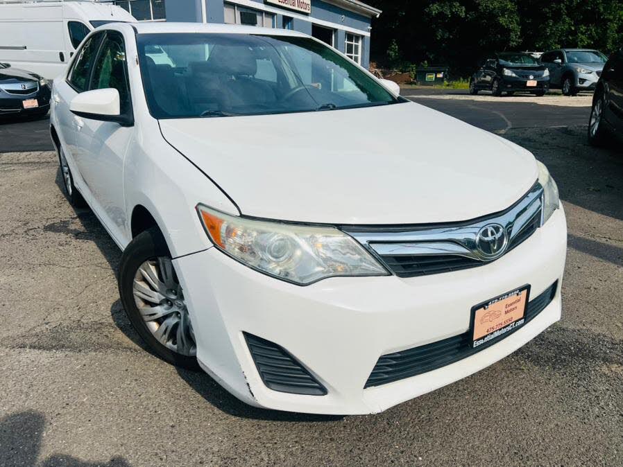 2013 Toyota Camry LE