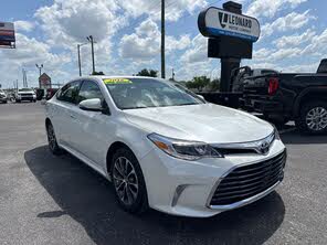 Toyota Avalon XLE Plus