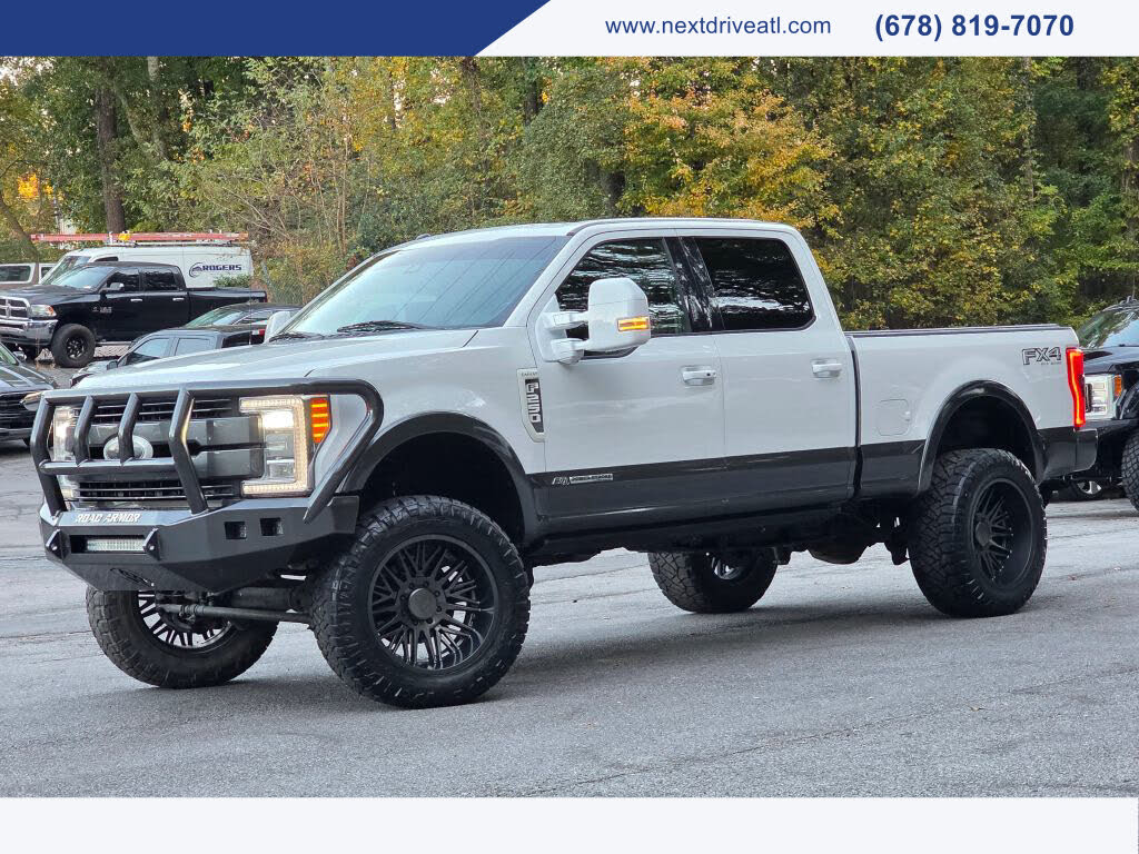 2017 Ford F-250 Super Duty Lariat Crew Cab 4WD