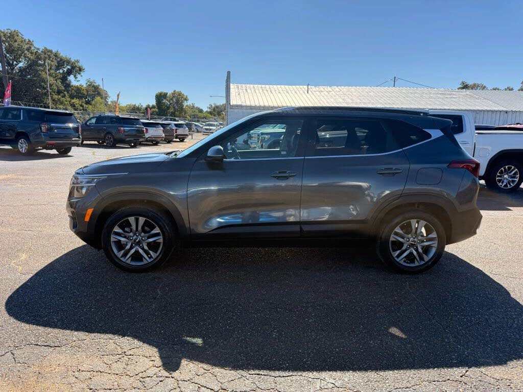 2022 Kia Seltos S FWD