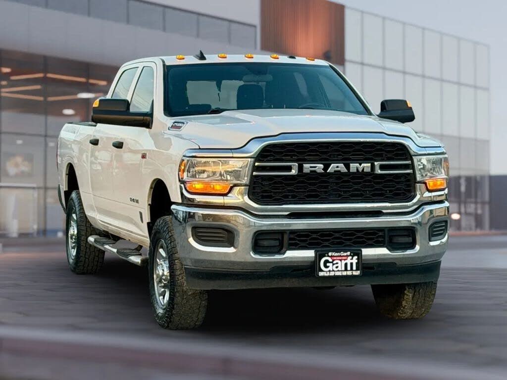 2022 RAM 2500 Tradesman Crew Cab 4WD