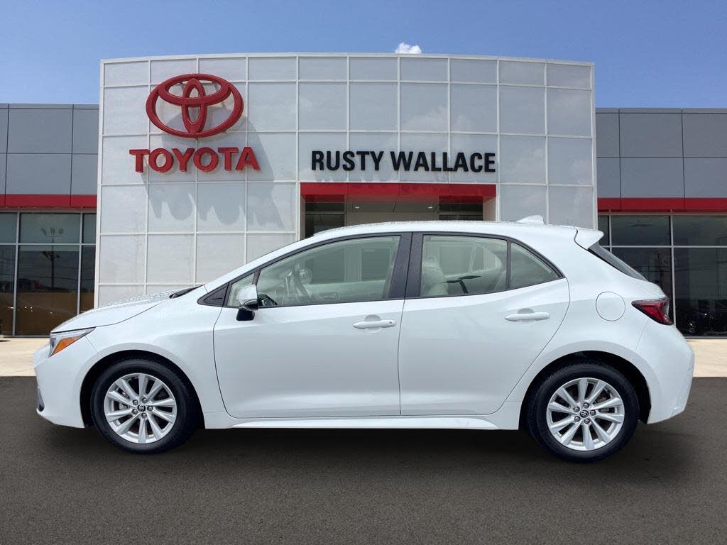 2024 Toyota Corolla Hatchback SE FWD