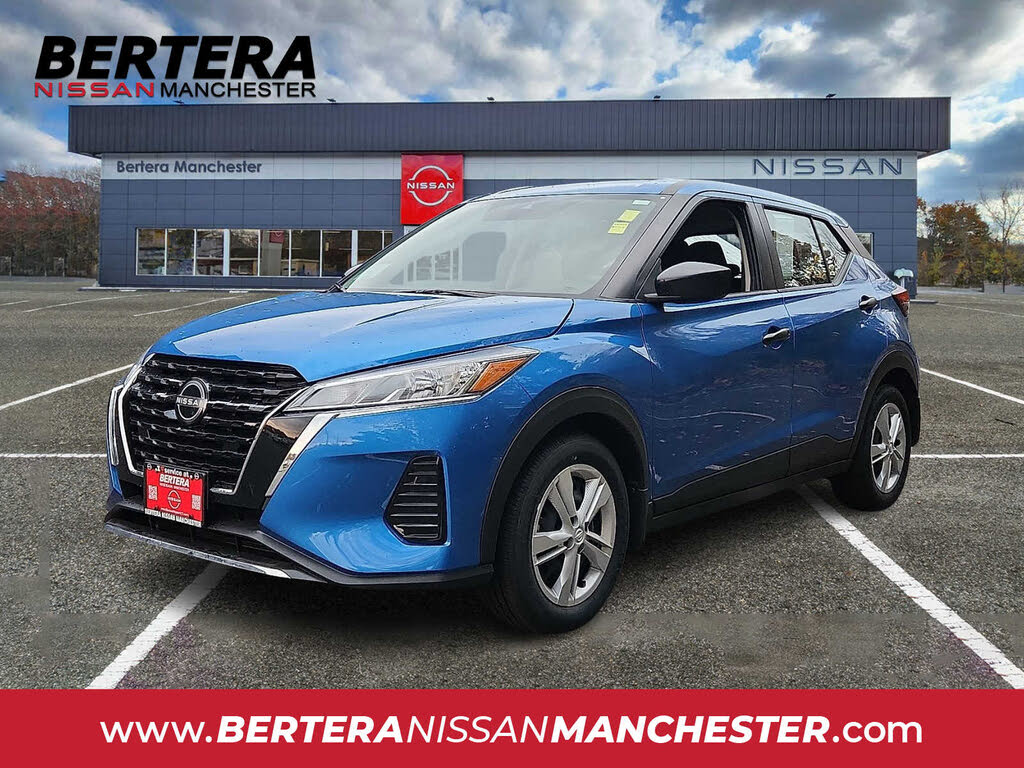 2025 Nissan Kicks Play S FWD