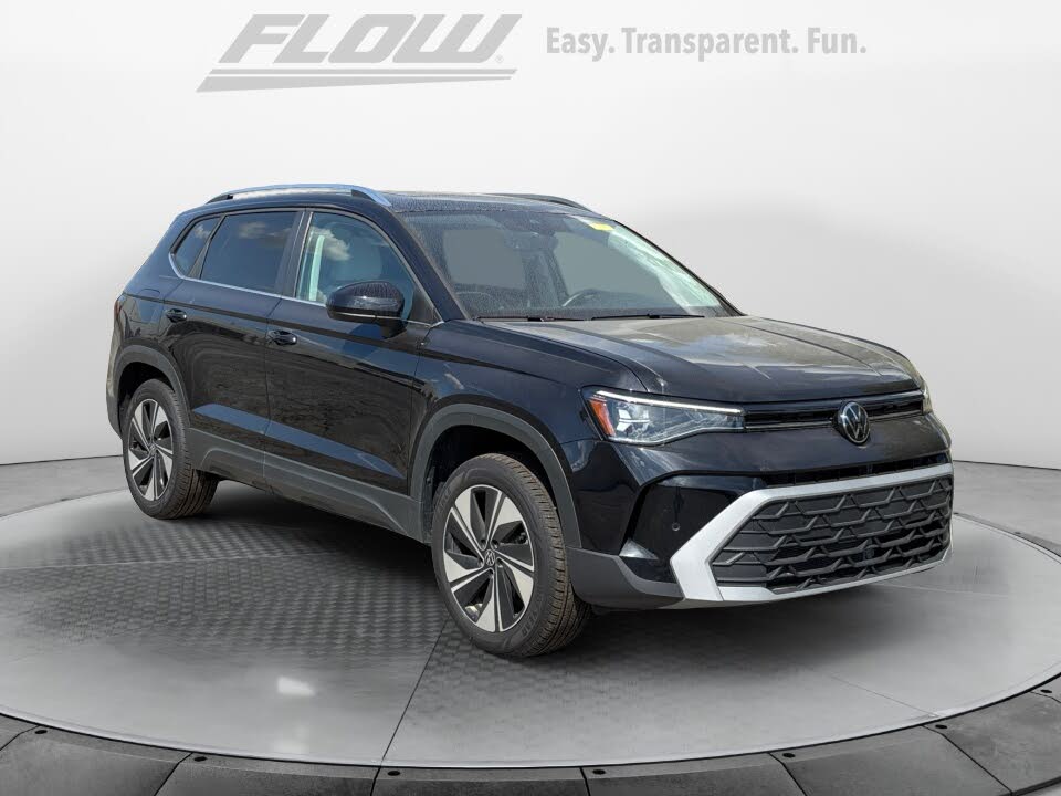 2025 Volkswagen Taos SE 4Motion