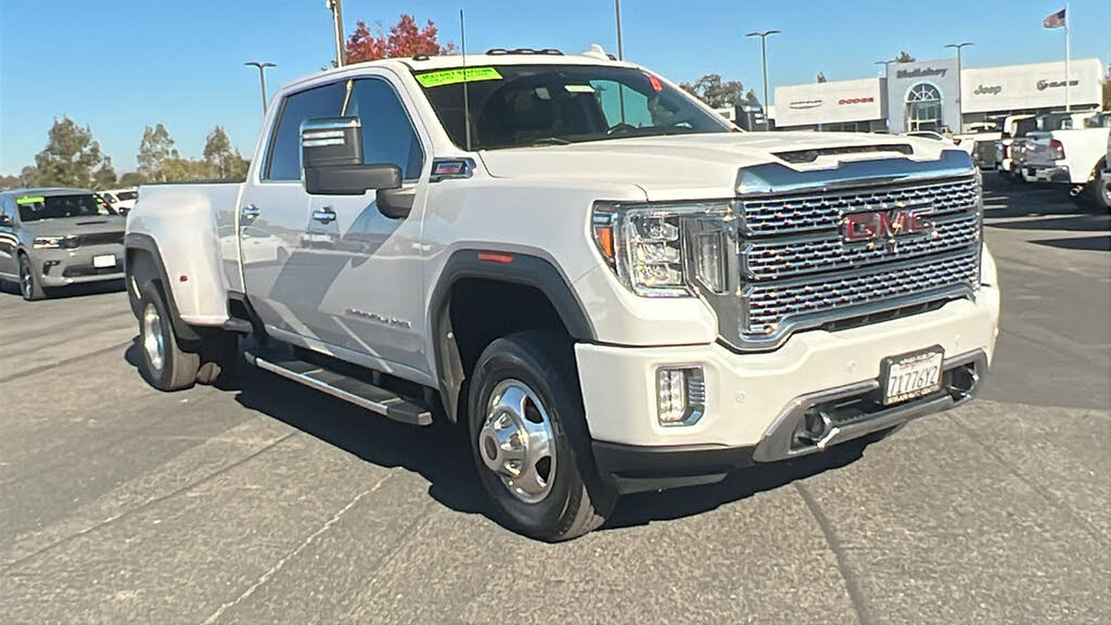 2020 GMC Sierra 3500HD Denali Crew Cab 4WD