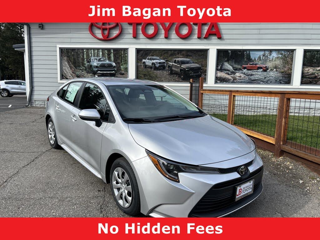 2025 Toyota Corolla LE FWD