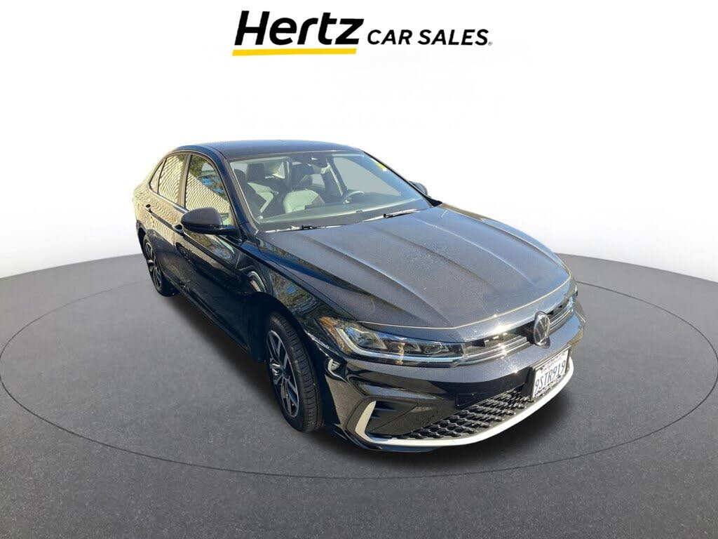 2025 Volkswagen Jetta SE FWD