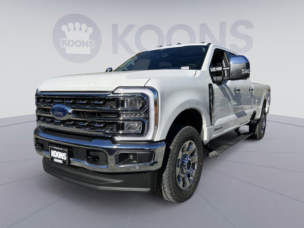 2026 Ford F-350 Super Duty Lariat Crew Cab 4WD