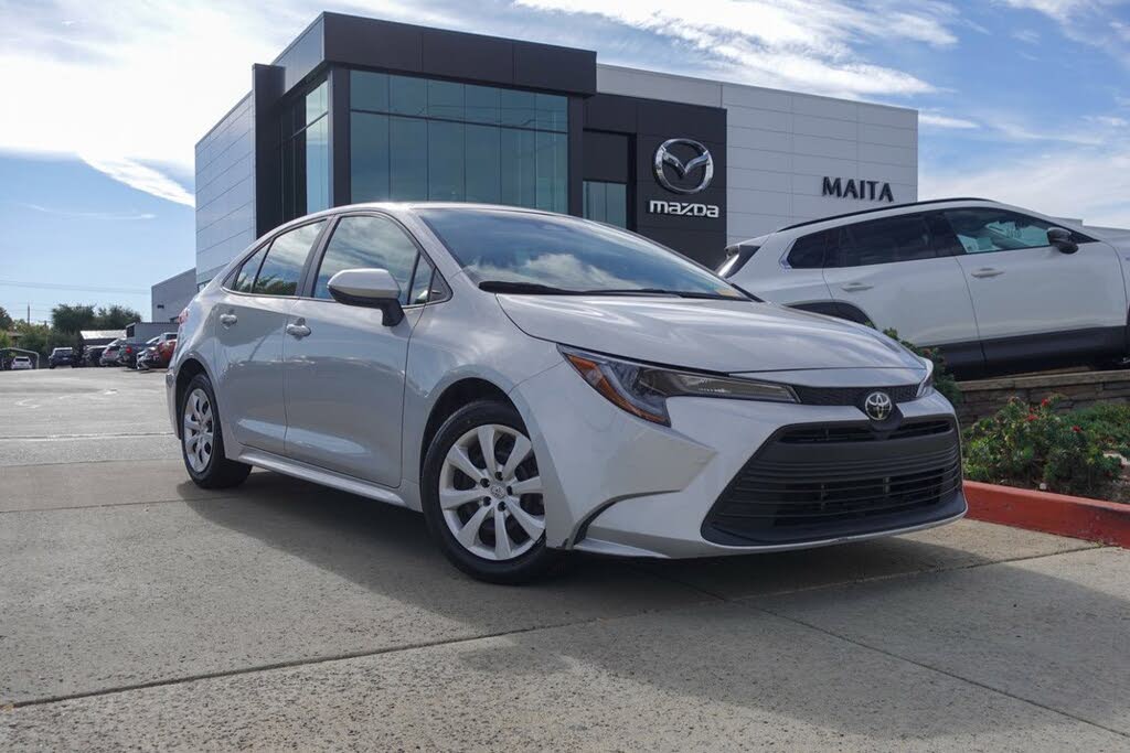 2024 Toyota Corolla LE FWD