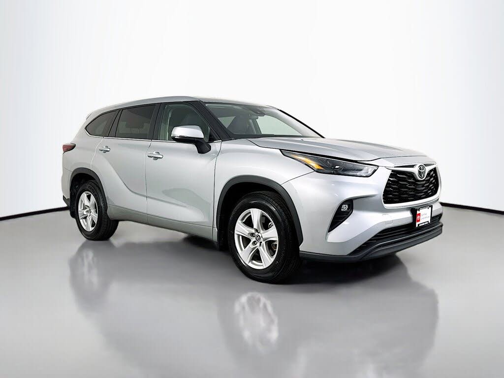 2024 Toyota Highlander LE AWD