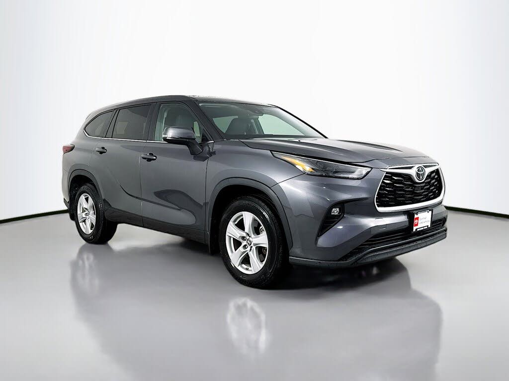 2024 Toyota Highlander LE AWD