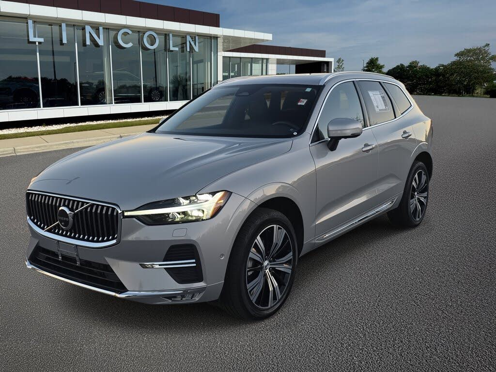 2023 Volvo XC60 B5 Plus Bright Theme AWD