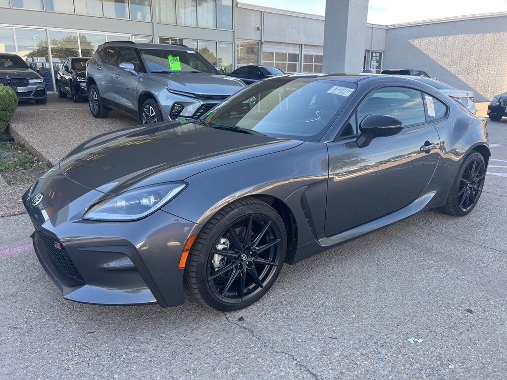 2024 Toyota GR86 Premium RWD