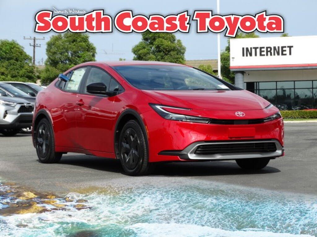 2026 Toyota Prius Plug-In Hybrid SE FWD