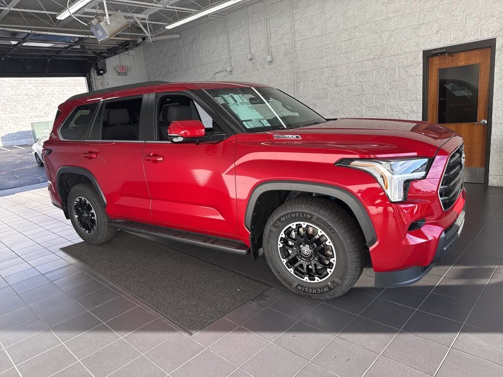 2026 Toyota Sequoia SR5 4WD