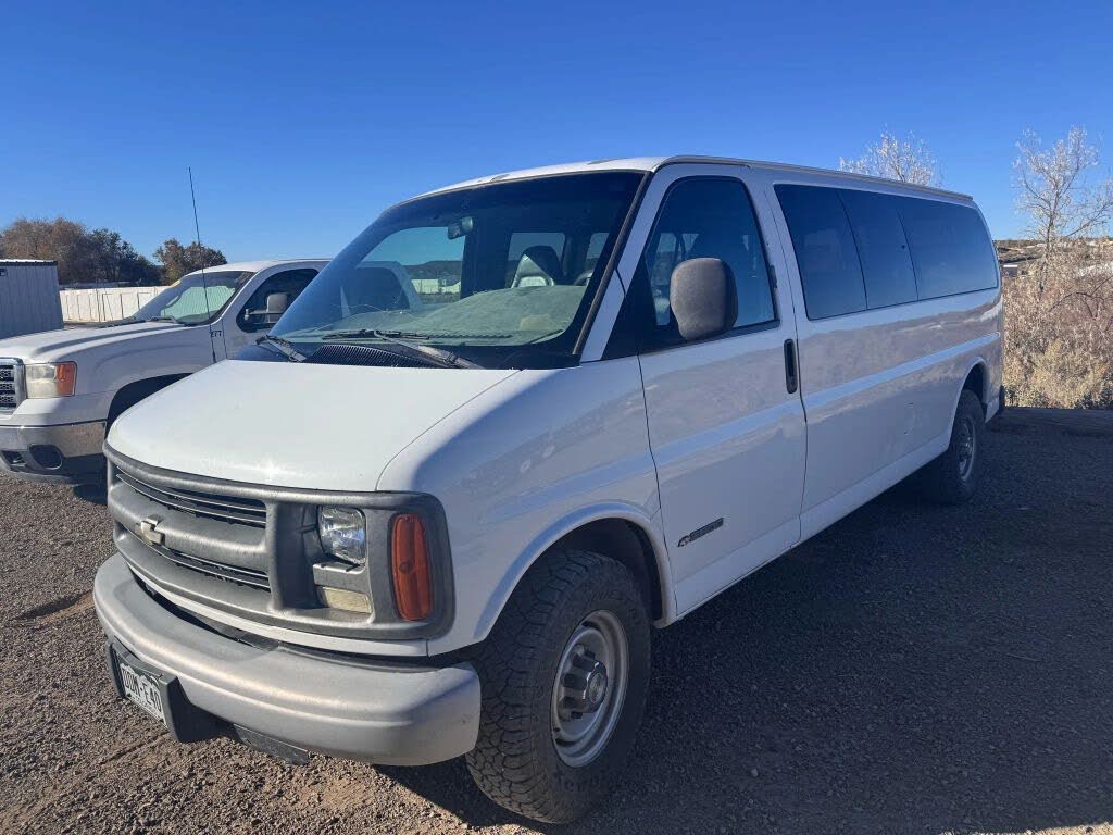 2002 Chevrolet Express 3500 Extended RWD