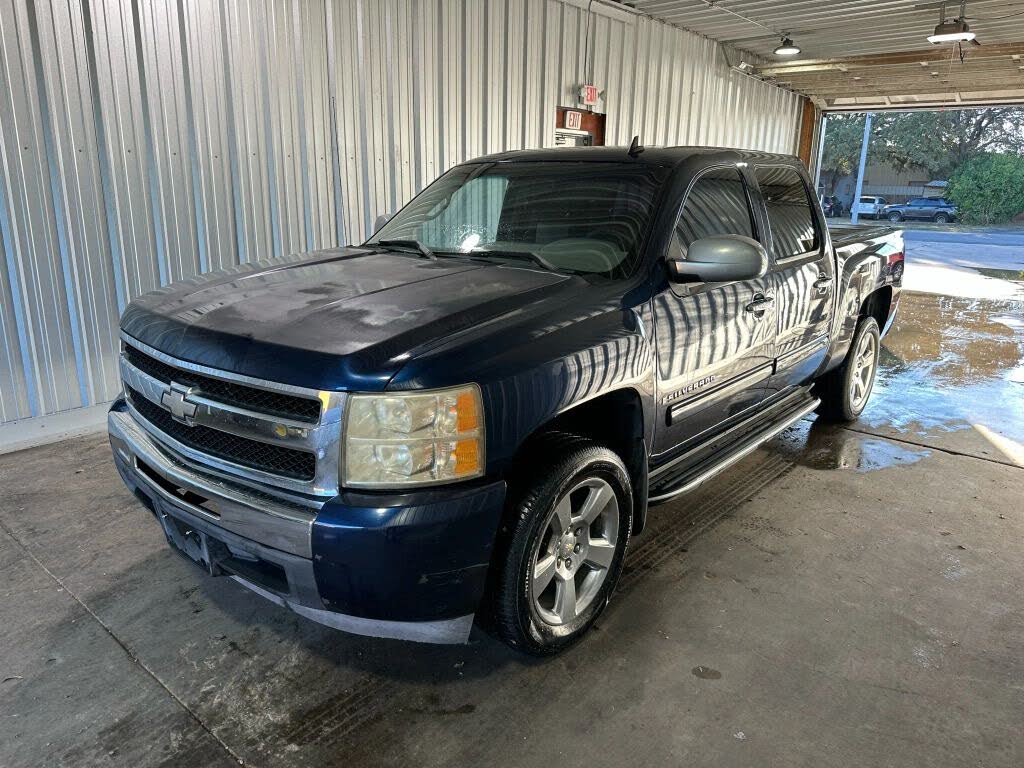 2009 Chevrolet Silverado 1500 LS Crew Cab RWD