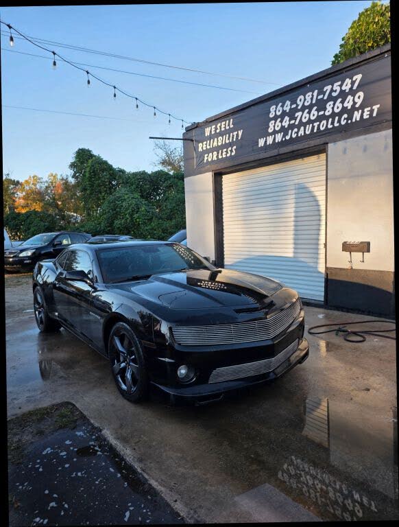 2011 Chevrolet Camaro 2SS Coupe RWD