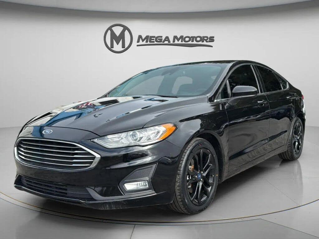 2020 Ford Fusion SE FWD