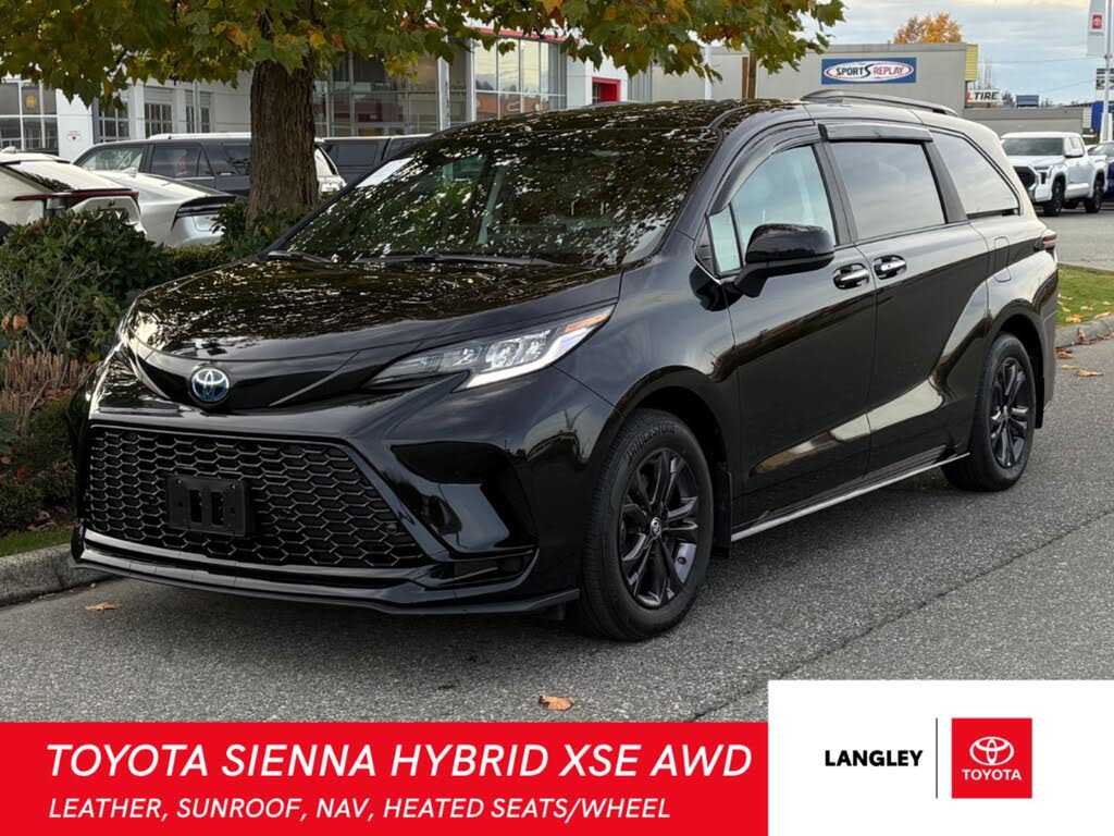 2025 Toyota Sienna XSE 7-Passenger AWD