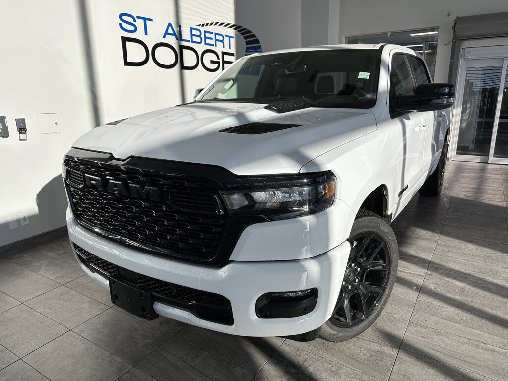 RAM 1500 Sport Crew Cab 4WD 2025