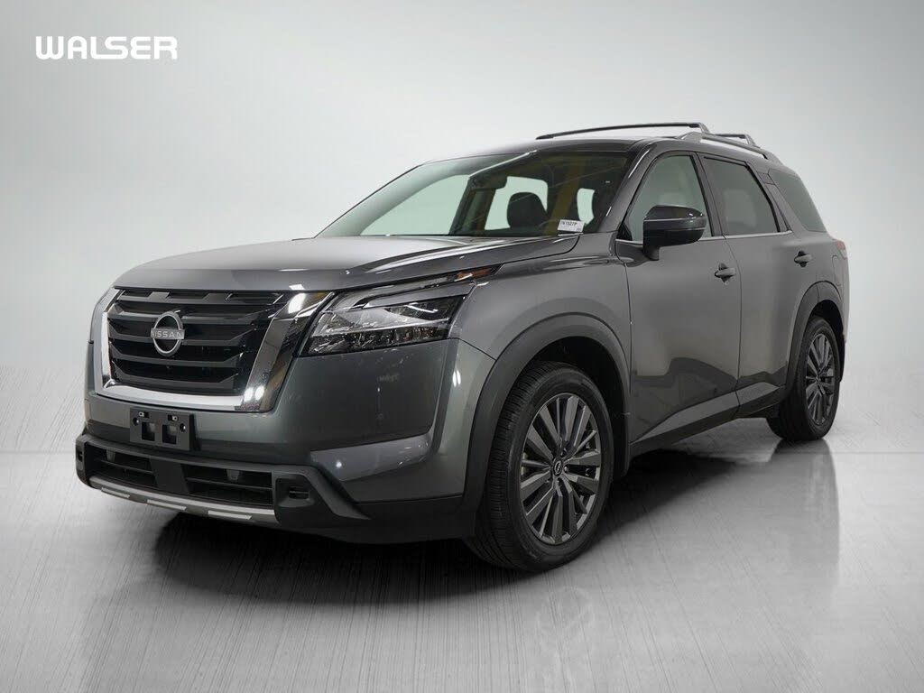 2023 Nissan Pathfinder SL 4WD