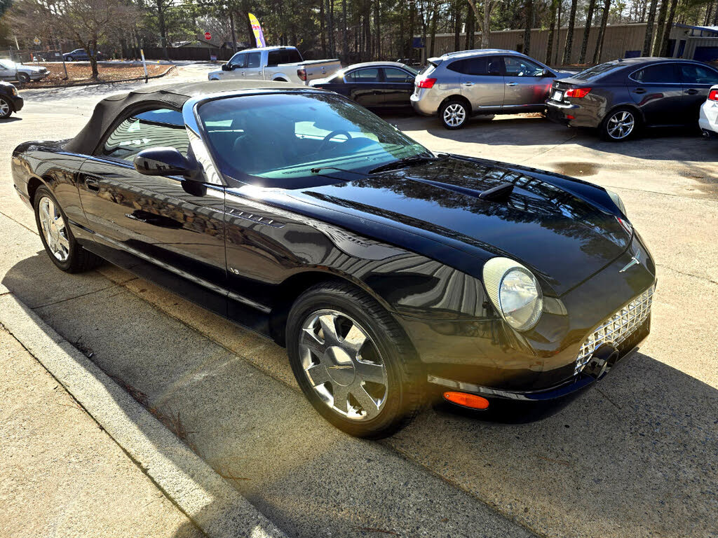 2002 Ford Thunderbird Deluxe RWD