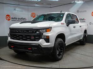 Chevrolet Silverado 1500 Custom Trail Boss Crew Cab 4WD