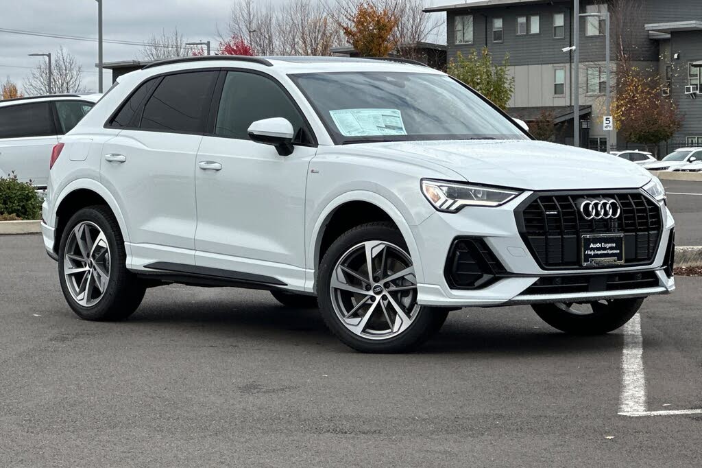 2025 Audi Q3 quattro Premium S Line 45 TFSI
