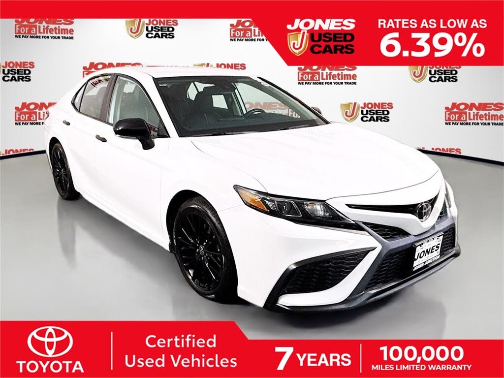 2022 Toyota Camry SE Nightshade AWD